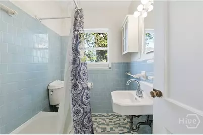 115 E 60th Street, Savannah, GA 31405 - Photo 17