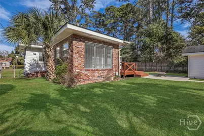 115 E 60th Street, Savannah, GA 31405 - Photo 27