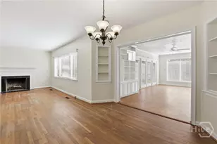 115 E 60th St, Savannah, GA 31405 - Photo 9