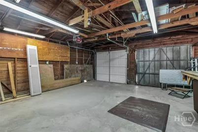 115 E 60th Street, Savannah, GA 31405 - Photo 29