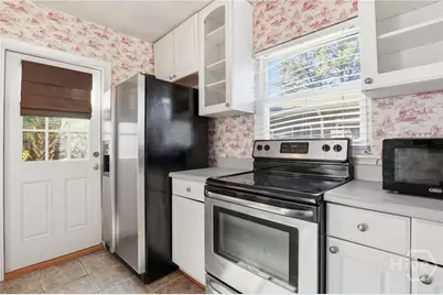 115 E 60th Street, Savannah, GA 31405 - Photo 15