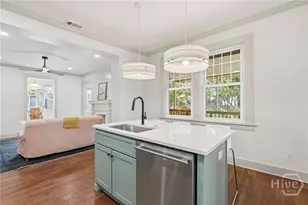 114 E 48th St, Savannah, GA 31405 - Photo 17