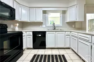 1 Kelsall Ln, Savannah, GA 31411 - Photo 7