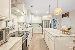 506 E 34th St, Savannah, GA 31401 - Photo 11