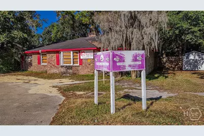 110 E Derenne Avenue, Savannah, GA 31405 - Photo 11