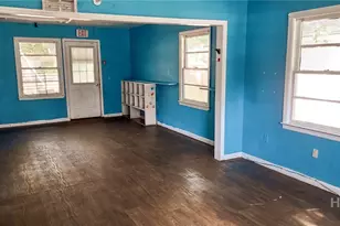 110 E Derenne Ave, Savannah, GA 31405 - Photo 5