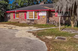 110 E Derenne Ave, Savannah, GA 31405 - Photo 13