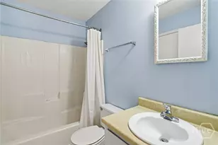 234 Holiday Dr, Savannah, GA 31419 - Photo 27