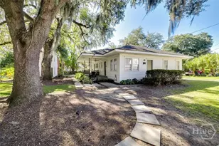 1317 E 38th St, Savannah, GA 31404 - Photo 5