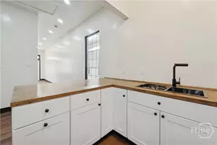 604 W 40th St, Savannah, GA 31415 - Photo 11