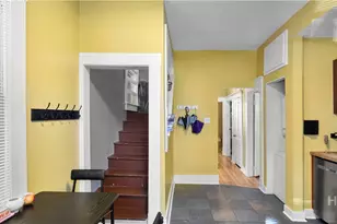 534 E Waldburg St, Savannah, GA - Photo 25
