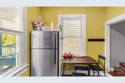 534 E Waldburg Street, Savannah, GA  - Photo 25