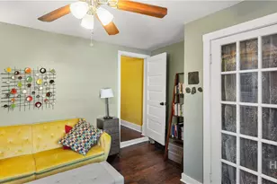 534 E Waldburg St, Savannah, GA - Photo 21