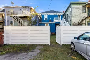 534 E Waldburg St, Savannah, GA - Photo 39