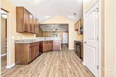 7 Teal Lake Drive, Savannah, GA 31419 - Photo 5