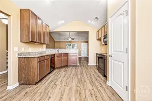 7 Teal Lake Dr, Savannah, GA 31419 - Photo 5
