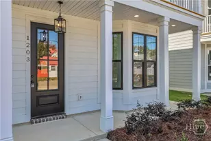 1203 E 34th St, Savannah, GA 31404 - Photo 11