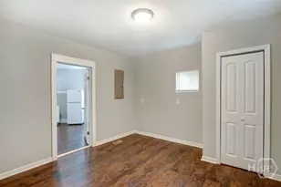 1505 Reynolds St, Savannah, GA 31401 - Photo 13