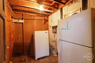 645 E 31st Street, Savannah, GA 31401 - Photo 17