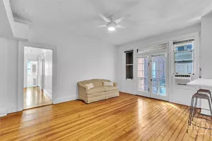 24 E Liberty St, Savannah, GA 31401 - Photo 9