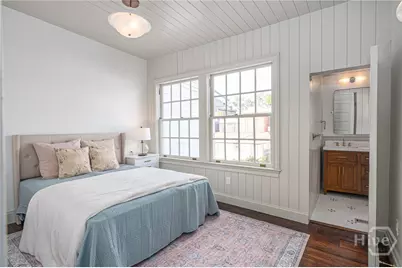 110 W Taylor Street, Savannah, GA 31401 - Photo 25