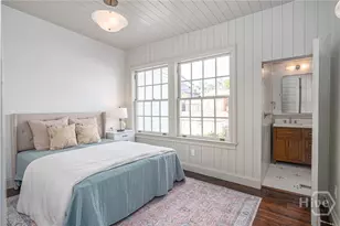 110 W Taylor St, Savannah, GA 31401 - Photo 25