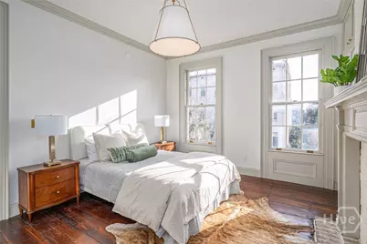 110 W Taylor Street, Savannah, GA 31401 - Photo 17