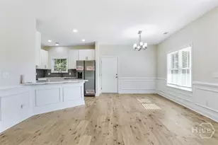 1520 E 56th St, Savannah, GA 31404 - Photo 7