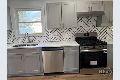 12 Delta Circle, Savannah, GA 31406 - Photo 3