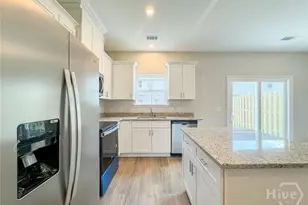 138 Heirloom Rd, Hinesville, GA 31313 - Photo 5