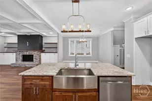 5432 La Roche Ave, Savannah, GA 31406 - Photo 13