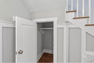 5432 La Roche Avenue, Savannah, GA 31406 - Photo 7