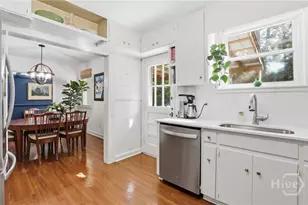 9 Colonel Estill Ave, Savannah, GA 31406 - Photo 13