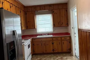 1818 E 60th St, Savannah, GA 31404 - Photo 7