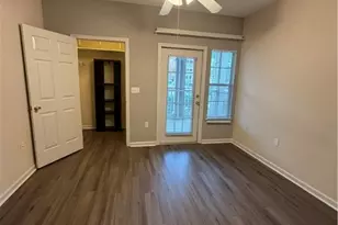 1313 Whitemarsh Way, Savannah, GA 31410 - Photo 9
