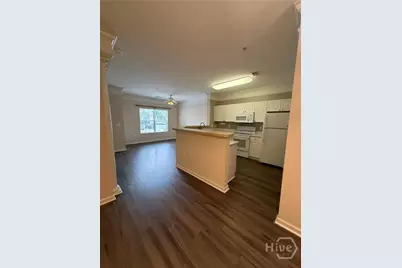 1313 Whitemarsh Way, Savannah, GA 31410 - Photo 7