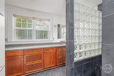 1211 E 49th, Savannah, GA 31404 - Photo 13