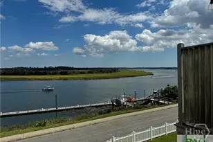 3005 River Dr, Savannah, GA 31404 - Photo 7