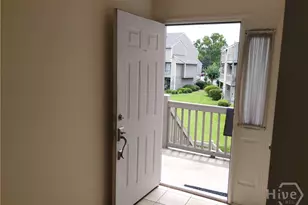 3005 River Dr, Savannah, GA 31404 - Photo 5