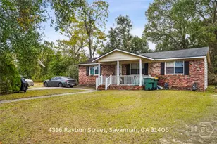 928 Victory Dr, Savannah, GA 31405 - Photo 9
