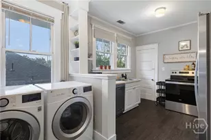 201 E 49th St, Savannah, GA 31405 - Photo 13