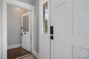 201 E 49th St, Savannah, GA 31405 - Photo 3