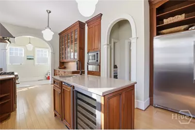 103 E 51st Street, Savannah, GA 31405 - Photo 9