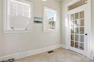 103 E 51st St, Savannah, GA 31405 - Photo 11