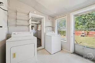 742 E Park Ave, Savannah, GA 31401 - Photo 33