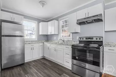 1216 E 37th Street, Savannah, GA 31404 - Photo 15