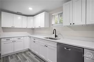 104 Smith Ave, Savannah, GA 31408 - Photo 7