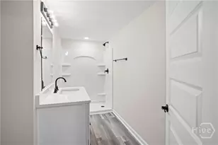 104 Smith Ave, Savannah, GA 31408 - Photo 9
