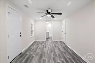104 Smith Ave, Savannah, GA 31408 - Photo 9
