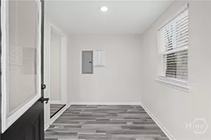 104 Smith Ave, Savannah, GA 31408 - Photo 15